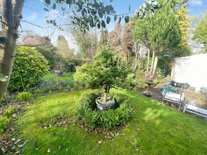 - click for photo gallery